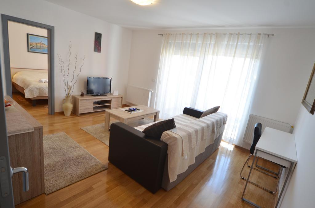 Apartment Dina 52 Rovinj Exterior foto
